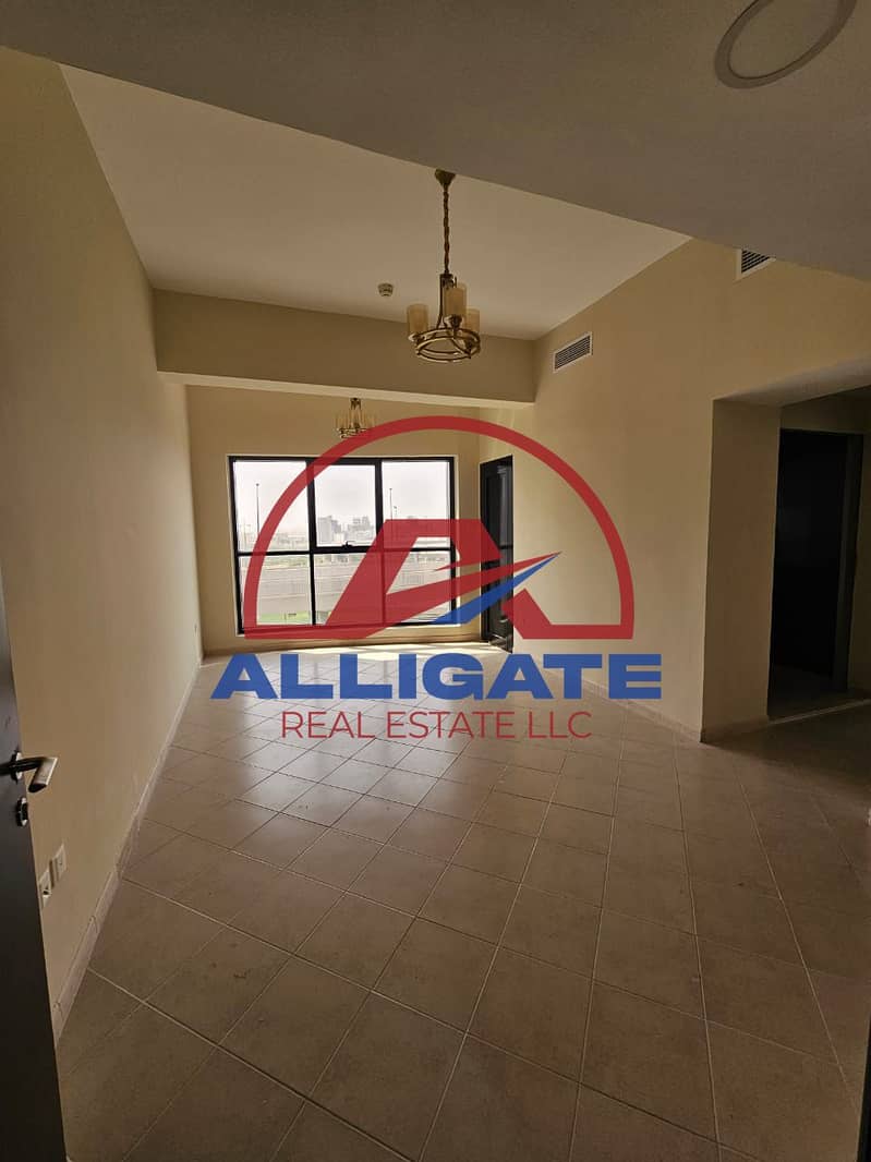 Vacant Upgraded /Well Maintained / Near at Metro Station and Tram — Dubai Marina distress deal