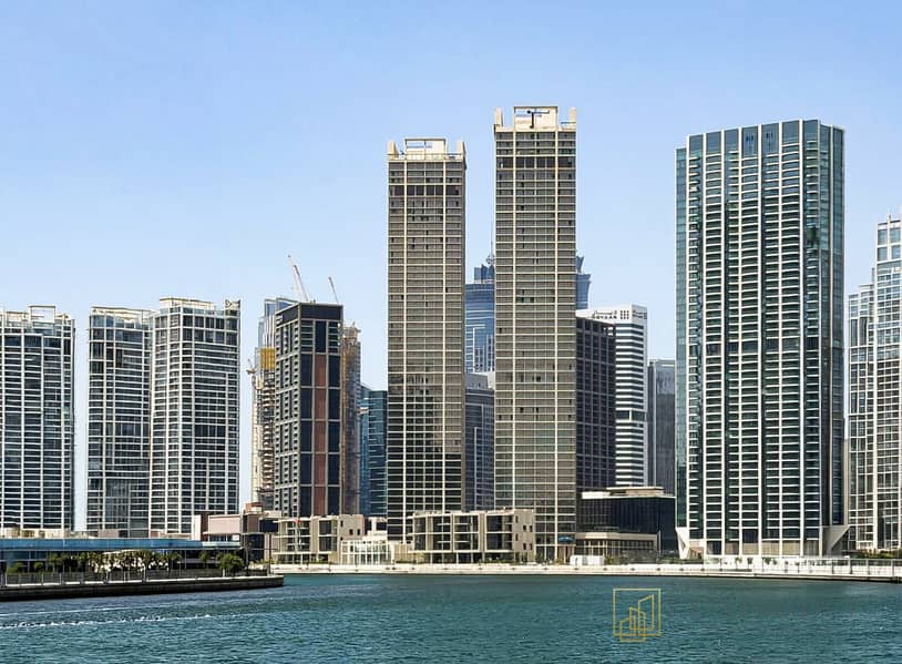 CORNER UNIT — CANAL VIEWS — MOTIVATED SELLER — Business Bay distress deal