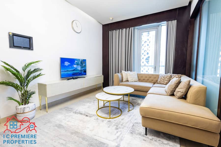Distress — Upgraded & Furnished 1BR — Vacant on Transfer — Canal View — Business Bay distress deal