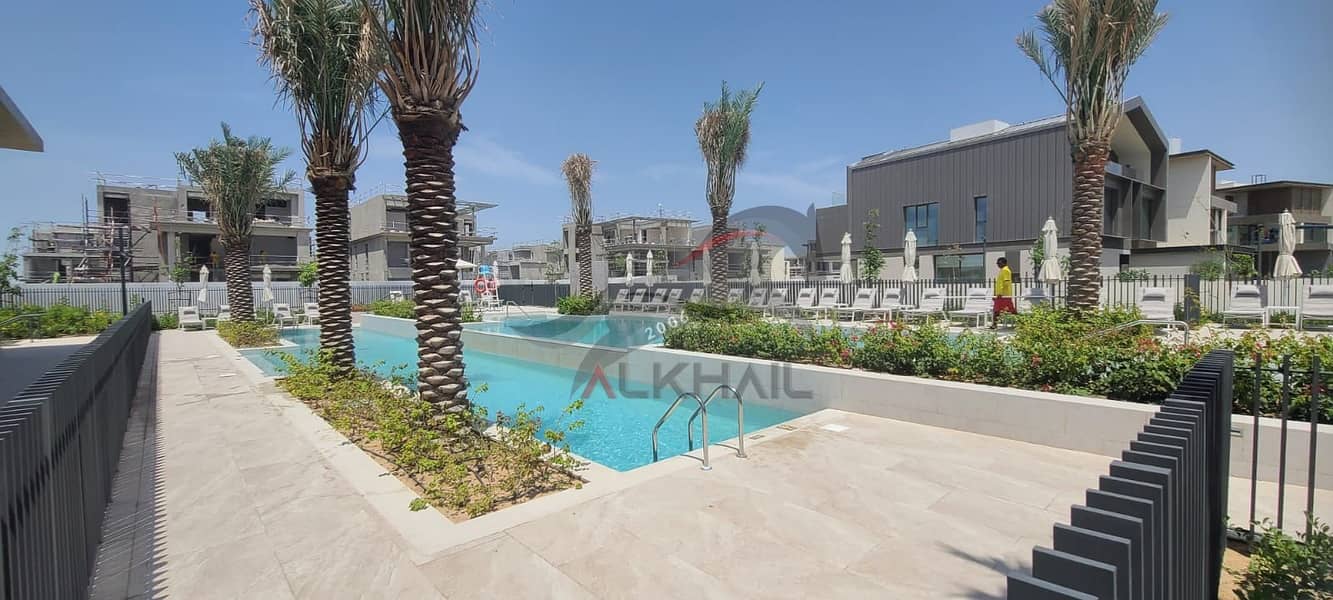 4 Bedroom + Maid - Corner Villa - Nad Al Shiba - Negotiable — Nad Al Sheba Gardens 2 distress deal