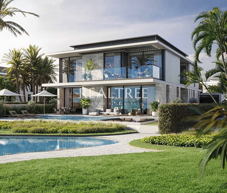 Distress Resale — Beachfront 4BR Villa — Corner Unit — Price Dropped — Bay Villas distress deal