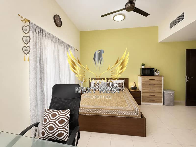 DISTRESS DEAL — FREEHOLD UPGRDAED 1BHK — CLOSE KITCHEN — Dubai Silicon Oasis distress deal