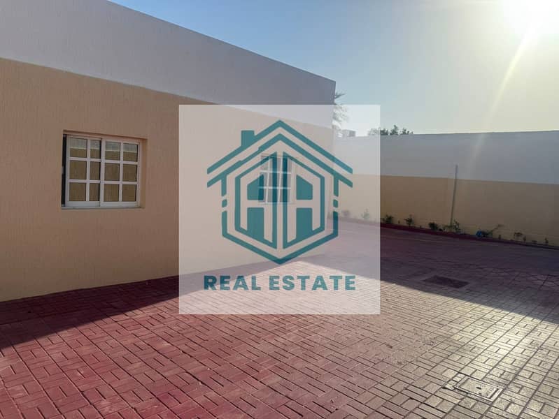 BEUTIFUL VILLA FOR SALE IN ALRASHIDIYA / DISTRESS PRICE WITH BIG SIZE — Al Rashidiya distress deal