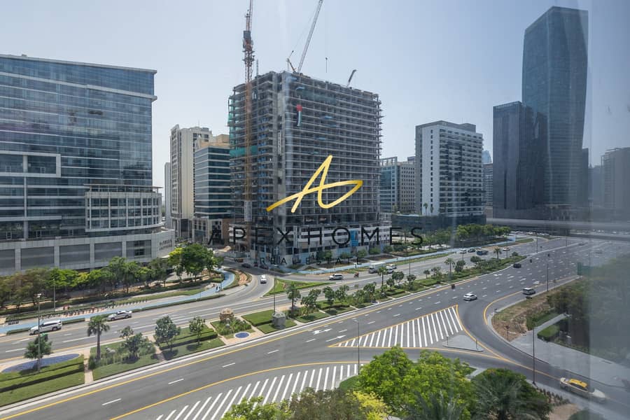 Luxury Finished — distress deal — Vacant — Business Bay distress deal