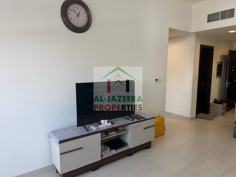 Distressed Sale 2 BHK Apartment in Silicon Heights 2, Dubai Silicon Oasis — Dubai Silicon Oasis distress deal